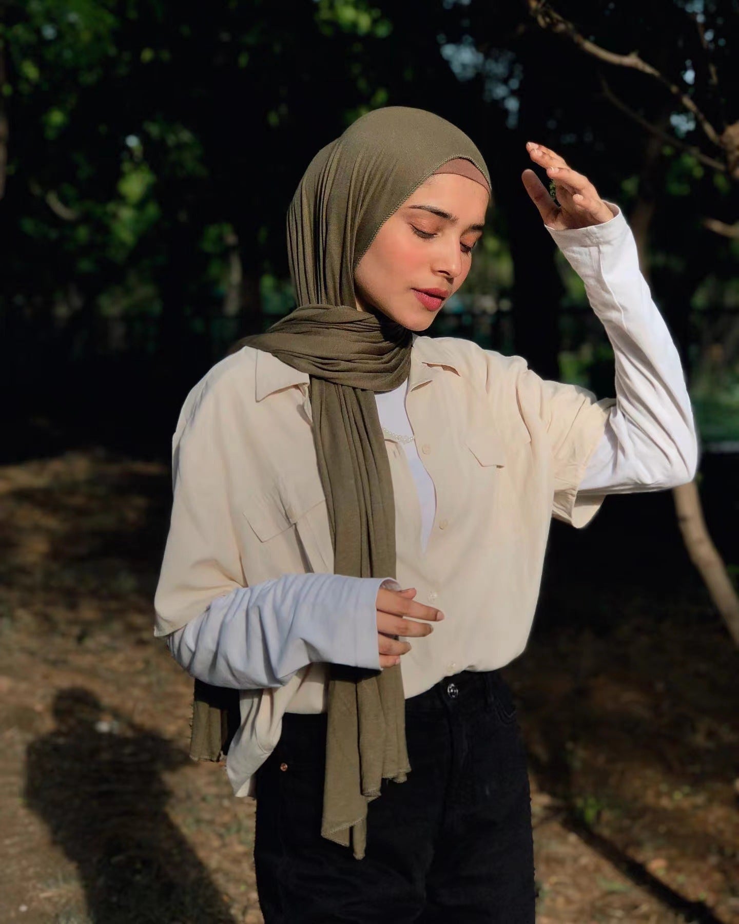 Solid-color lustrous cotton scarf for women
