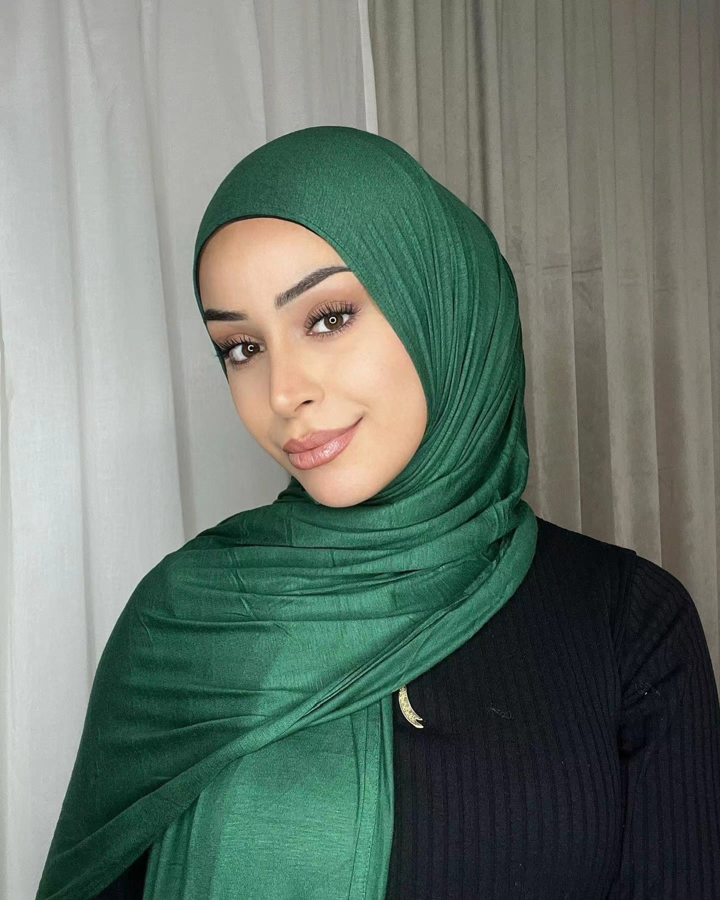 Solid-color lustrous cotton scarf for women