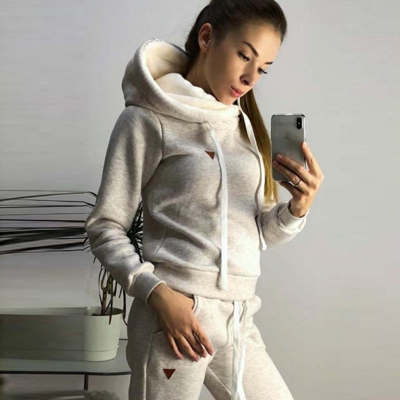Women's Fleece Casual Sport Suit with Leather Patches